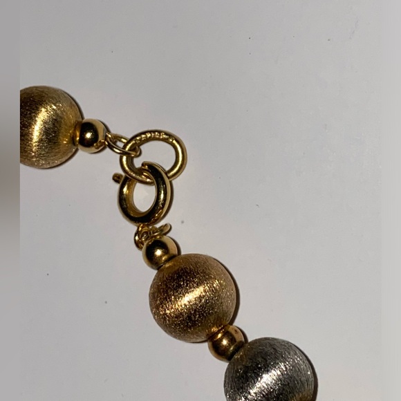 Vintage Signed NAPIER Two Tone Brushed Ball Bead Necklace 20” - Picture 4 of 5